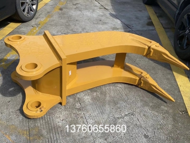 SY235双齿松土器